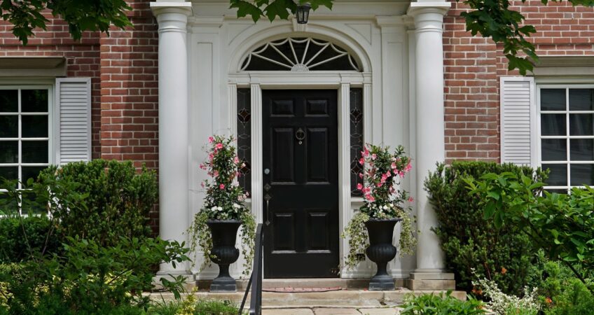 How to Choose the Right Front Door for Your Home